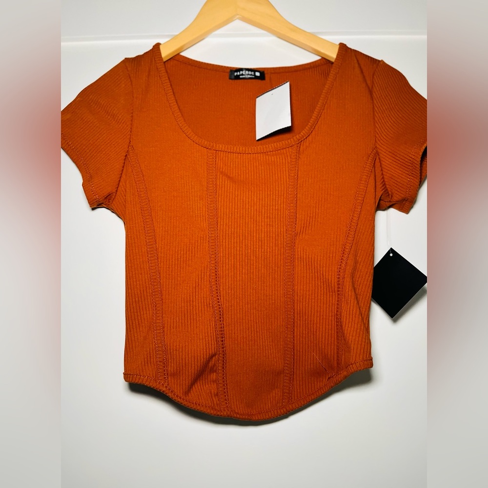 Burnt Orange Ribbed Short Sleeve Top. Corset style. BRAND NEW NEVER WORN.